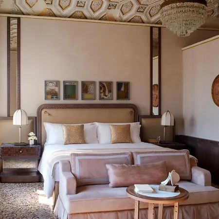 Orient Express 5*