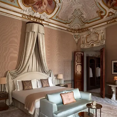 Hotel Orient Express