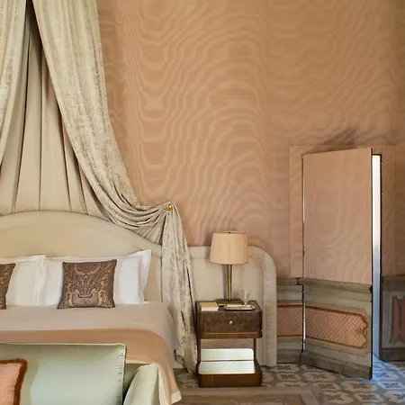 Orient Express Hotel 5*