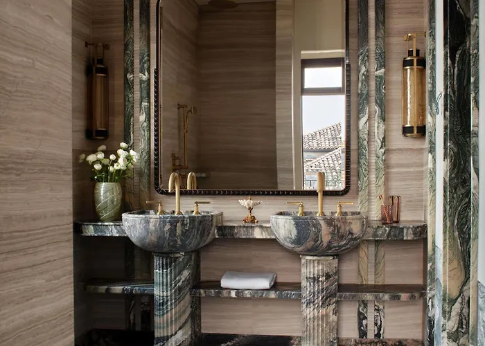 Hotel Orient Express