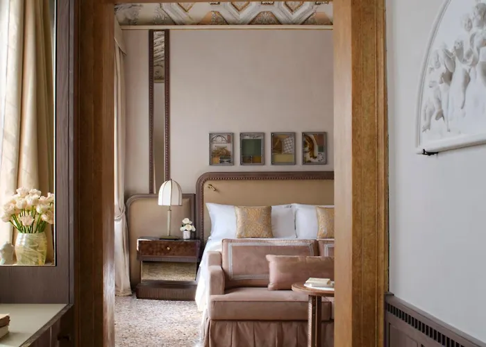 Orient Express 5* Benátky